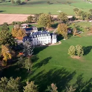  Hébergement de vacances 2 5 Personnes Dans Le Château De La Bouchatte